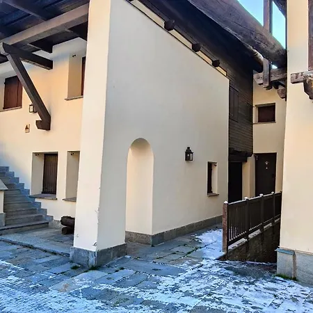 Hostdomus - Stoccolma Appartamento Sestriere